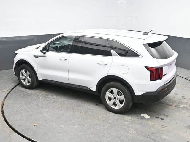 Used 2023 Kia Sorento LX AWD/4WD image 30
