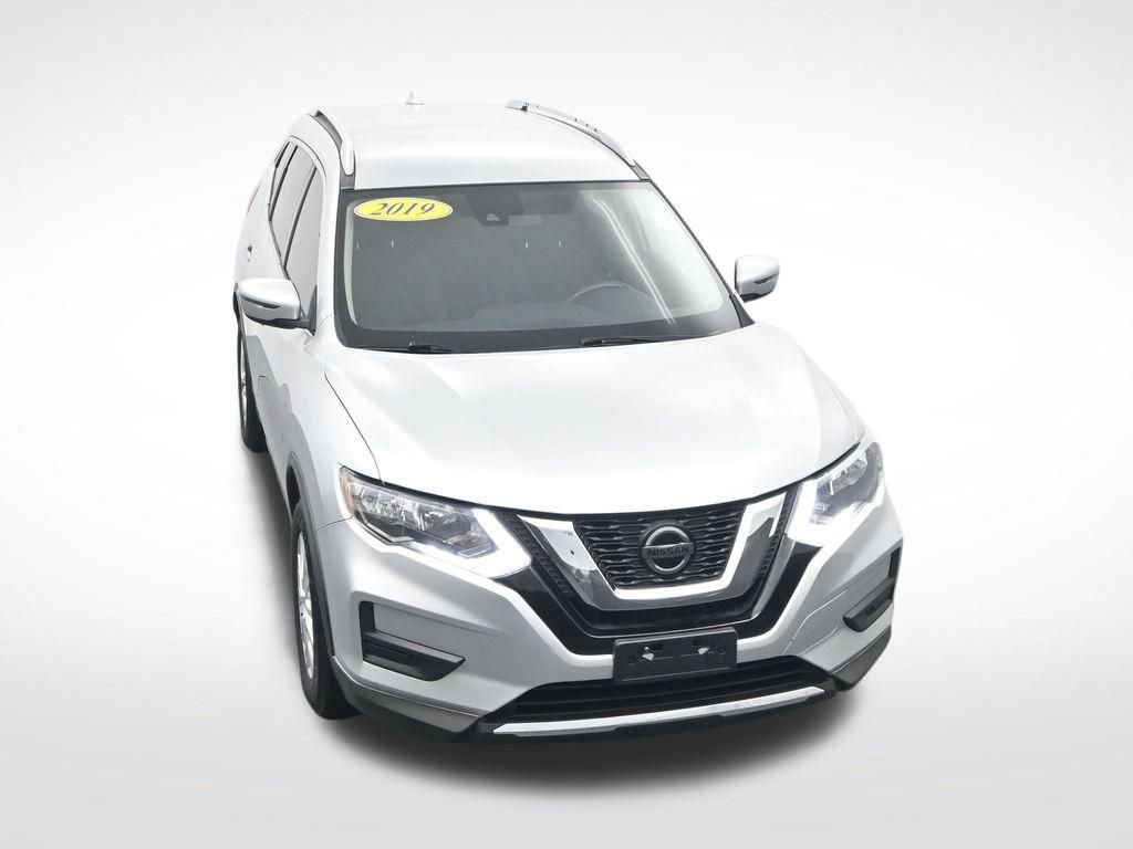 Used 2019 Nissan Rogue SV image 25