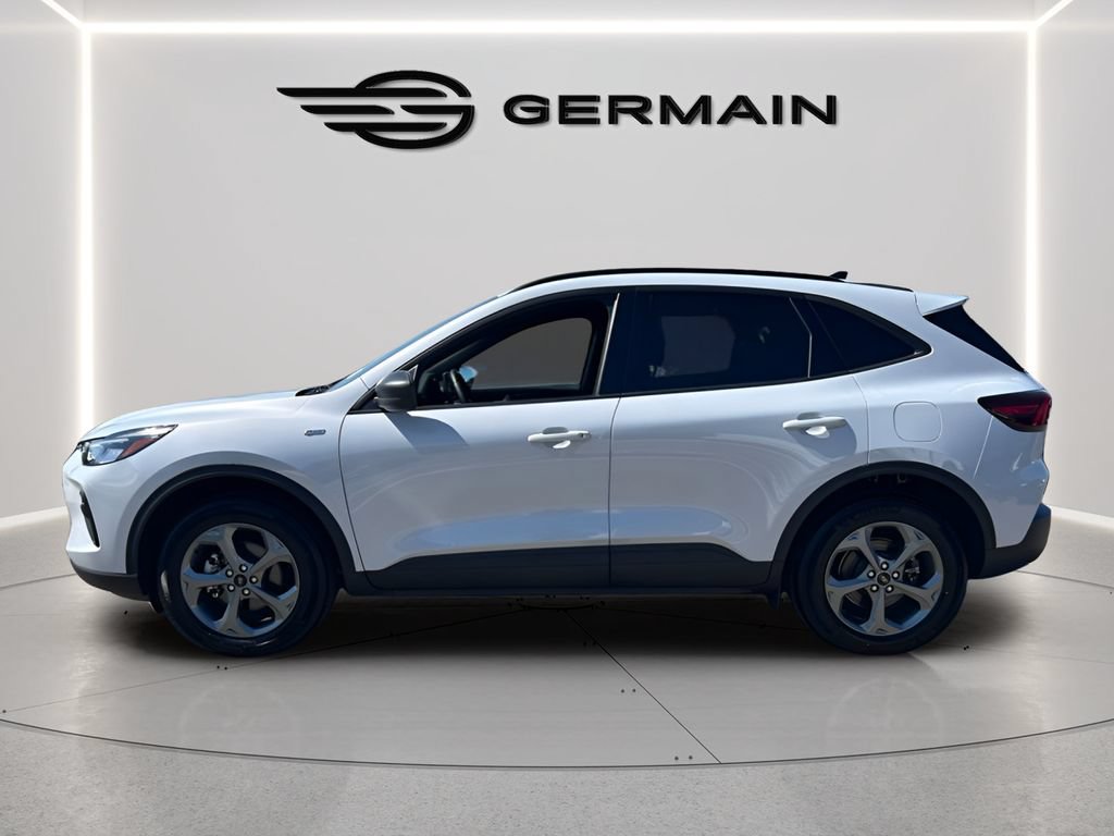 Certified 2025 Ford Escape ST-Line w/ Tech Pack #1 AWD/4WD image 4