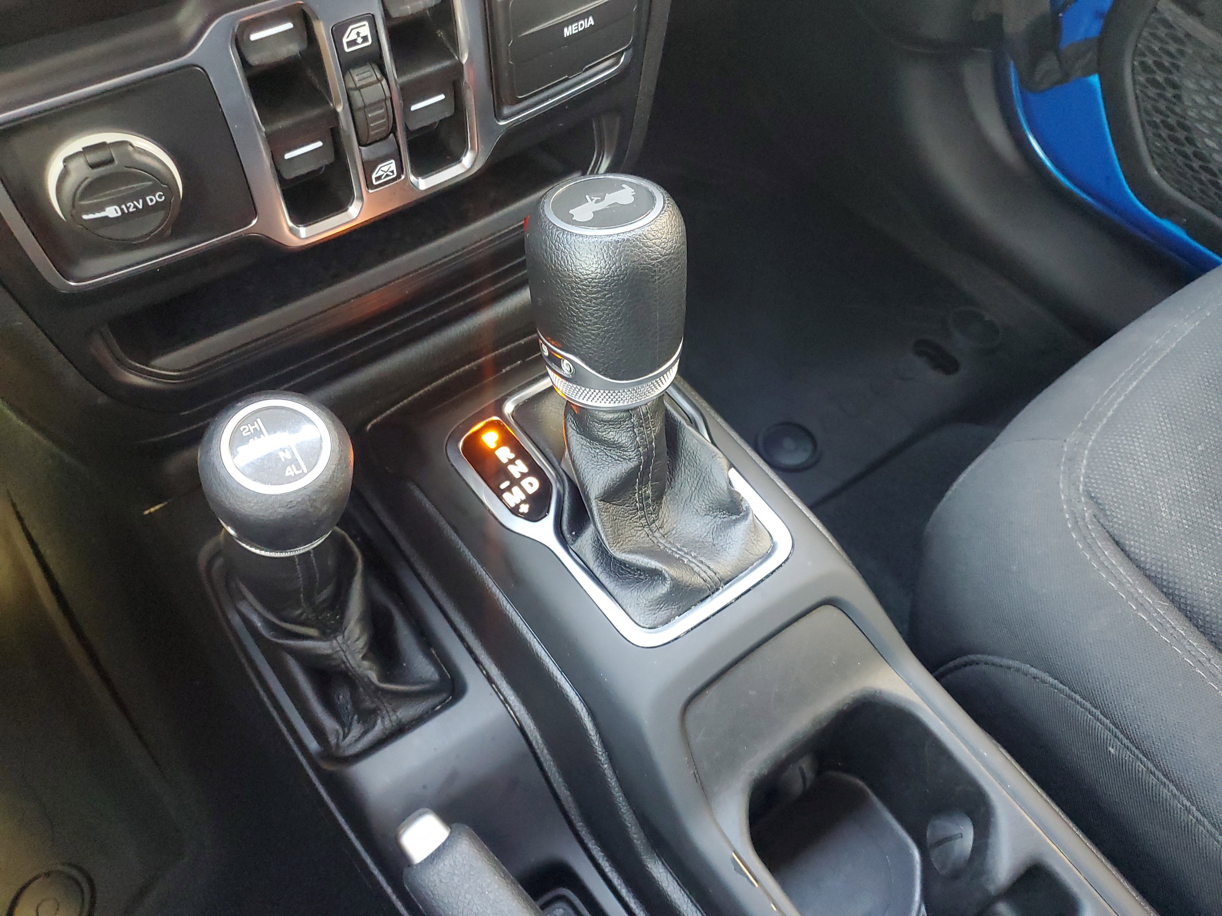 Used 2022 Jeep Wrangler Unlimited Sport image 21