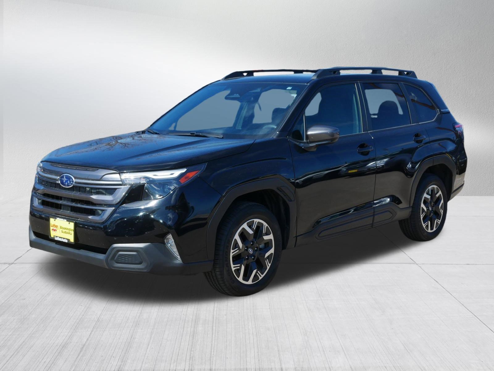 Certified 2025 Subaru Forester Premium image 3