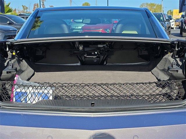 Used 2007 Cadillac XLR image 11