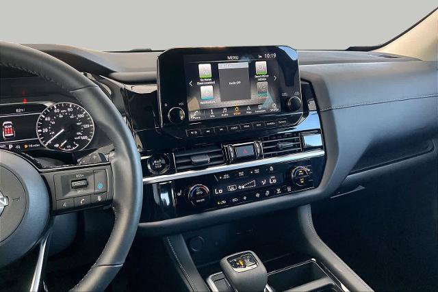 Certified 2025 Nissan Pathfinder SL FWD image 7