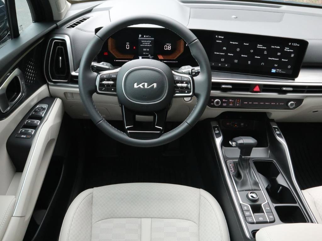 New 2025 Kia Sorento S w/ Panoramic Sunroof Package FWD image 6