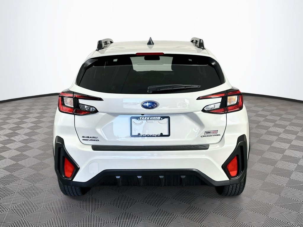 Used 2024 Subaru Crosstrek 2.0i Premium AWD/4WD image 9