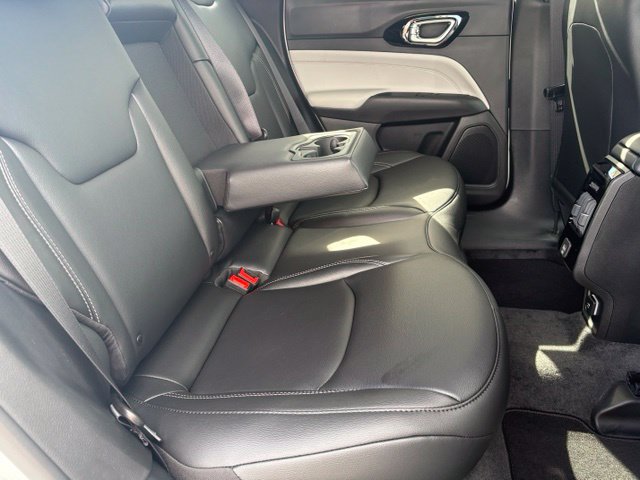 New 2026 Jeep Compass Limited AWD/4WD image 17