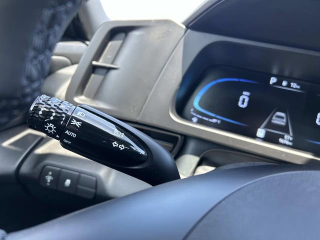 Certified 2025 Hyundai Elantra Sport FWD image 24