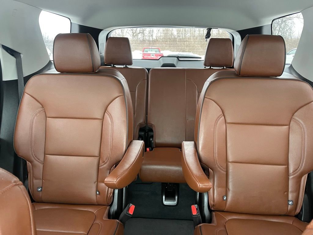 Used 2021 Chevrolet Traverse High Country image 16