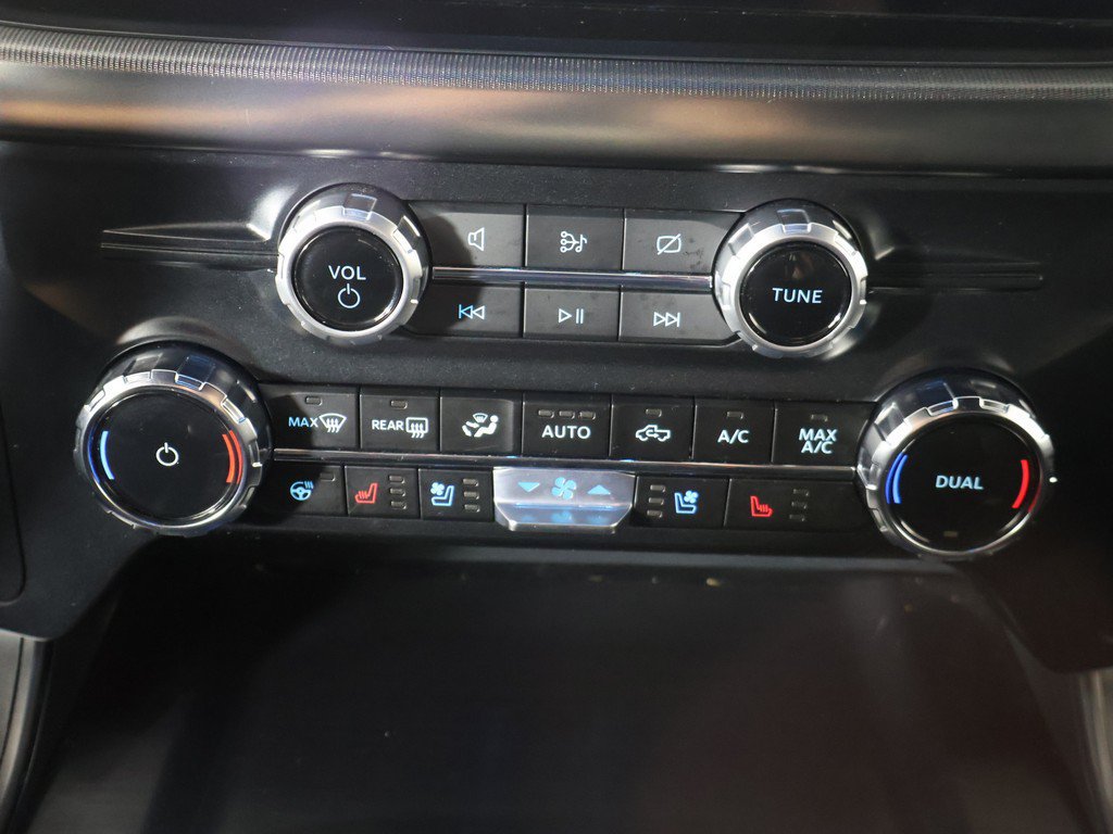 Used 2024 Ford F150 Lariat AWD/4WD image 48