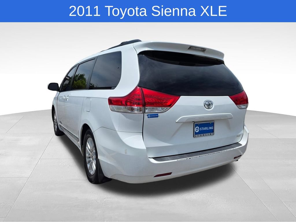Used 2011 Toyota Sienna XLE FWD image 7