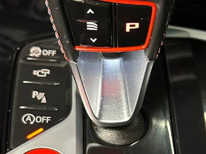 Used 2022 BMW M4 Competition w/ Executive Package RWD image 35