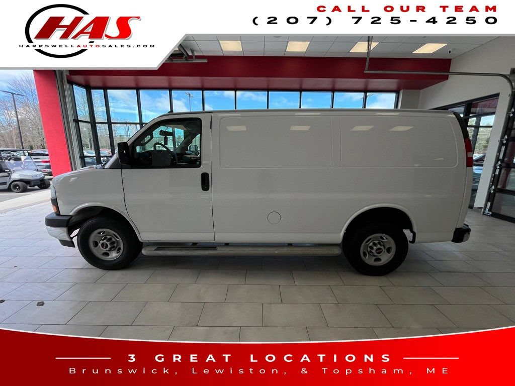 Used 2024 GMC Savana 2500 RWD image 2