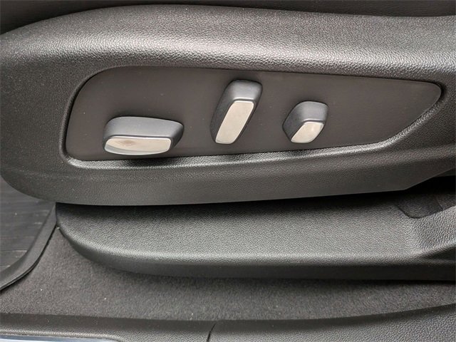 Certified 2024 Cadillac XT5 Premium Luxury w/ LPO, Floor Liner Package image 20