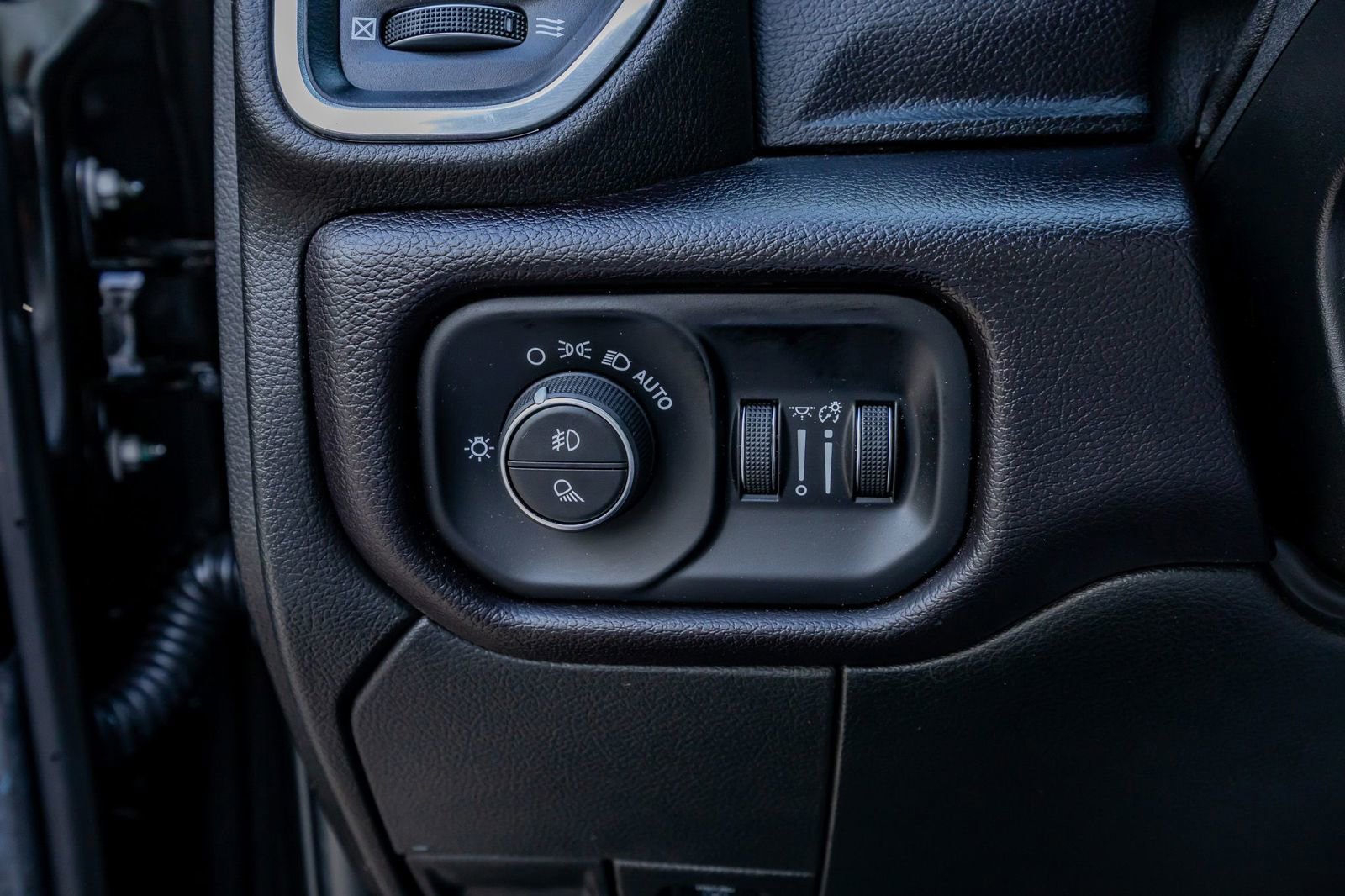 Used 2023 RAM 3500 Laramie w/ Night Edition image 21