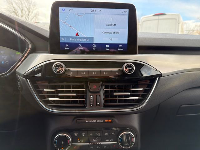 Used 2022 Ford Escape Titanium image 15
