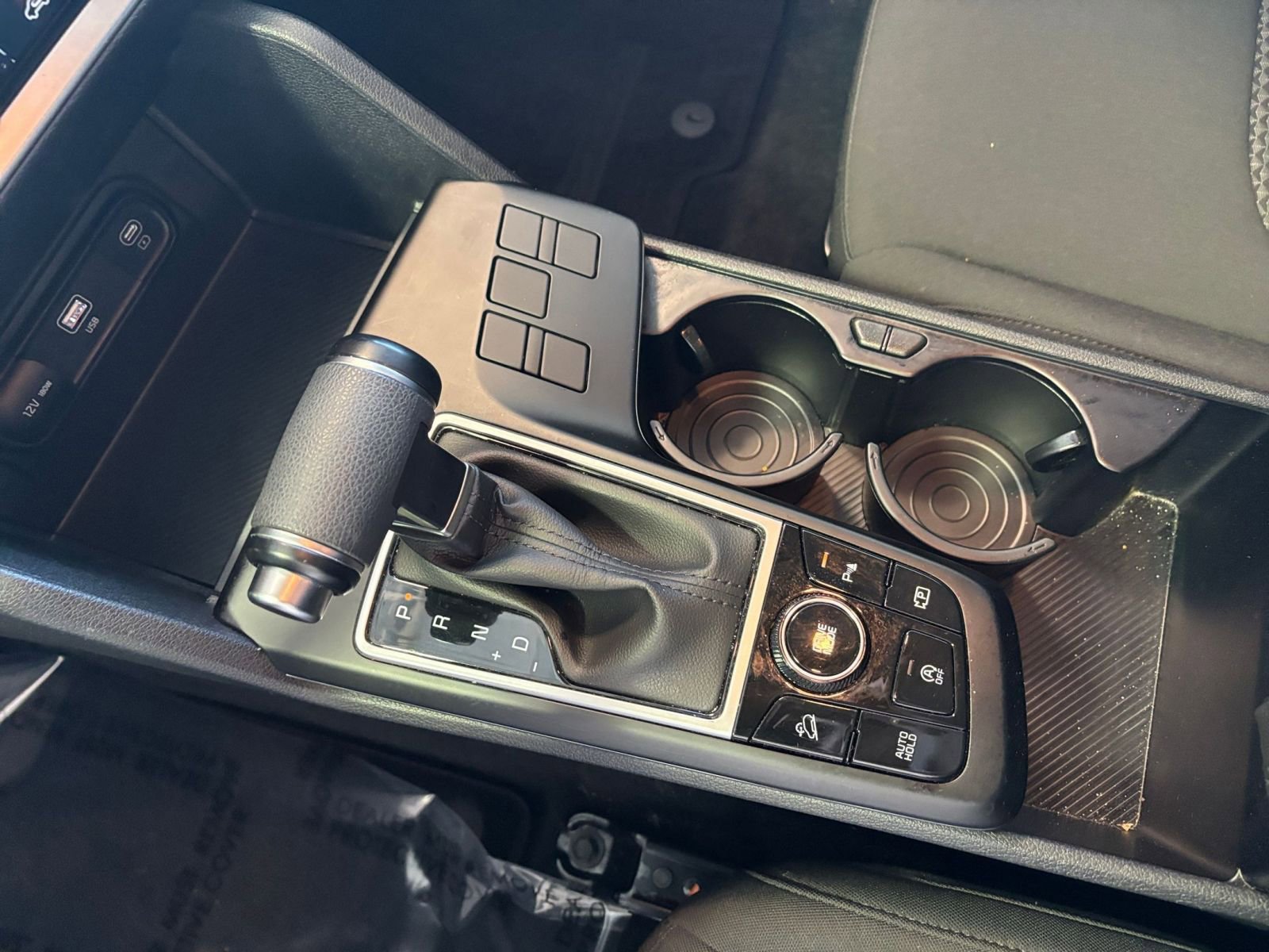 Used 2025 Kia Sportage LX image 45