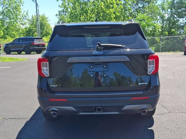 Certified 2022 Ford Explorer XLT w/ Equipment Group 202A AWD/4WD image 11