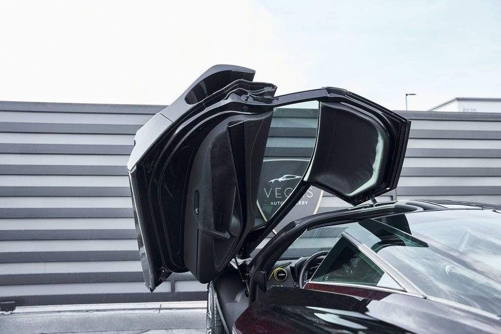 Used 2021 McLaren 720S RWD image 34