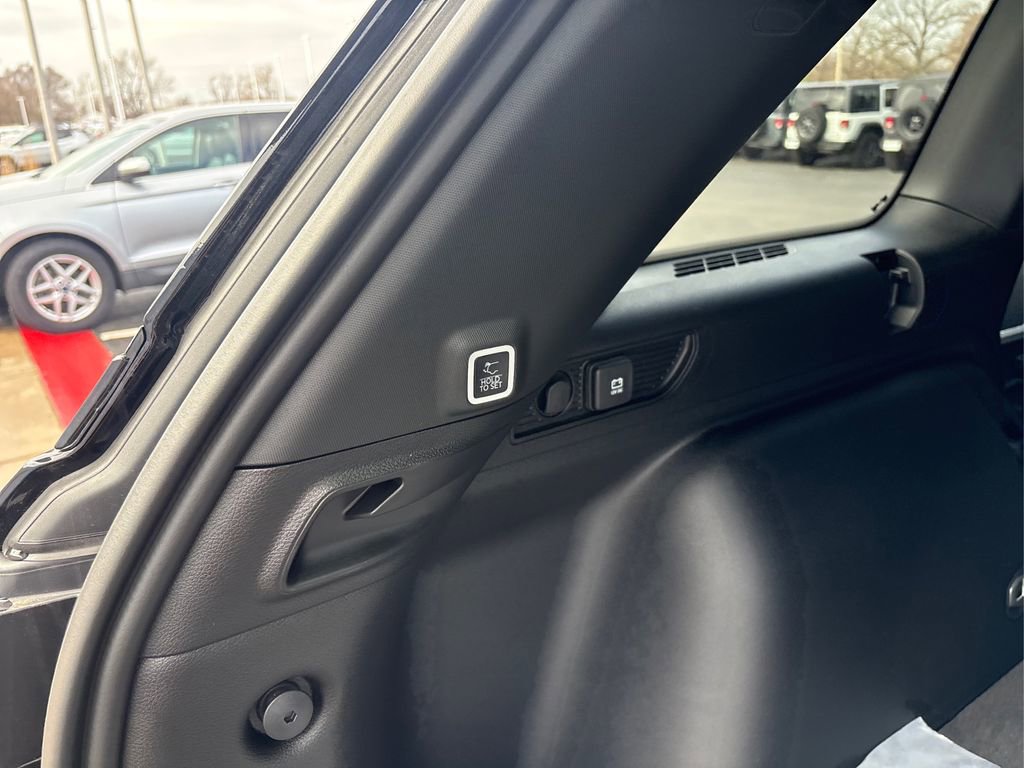 New 2026 Jeep Grand Cherokee Limited image 20