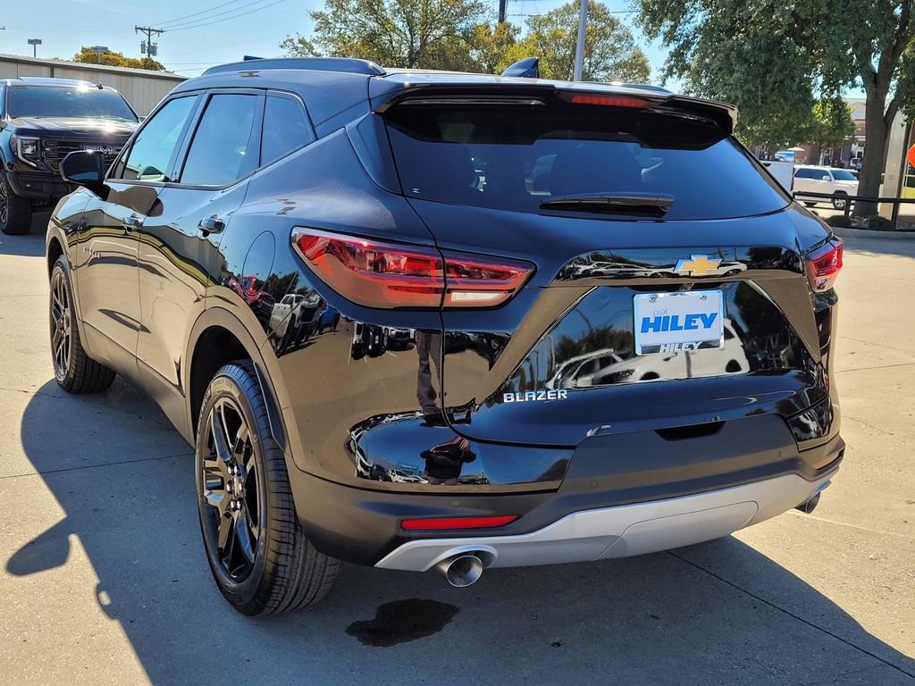New 2026 Chevrolet Blazer LT w/ Convenience Package image 3