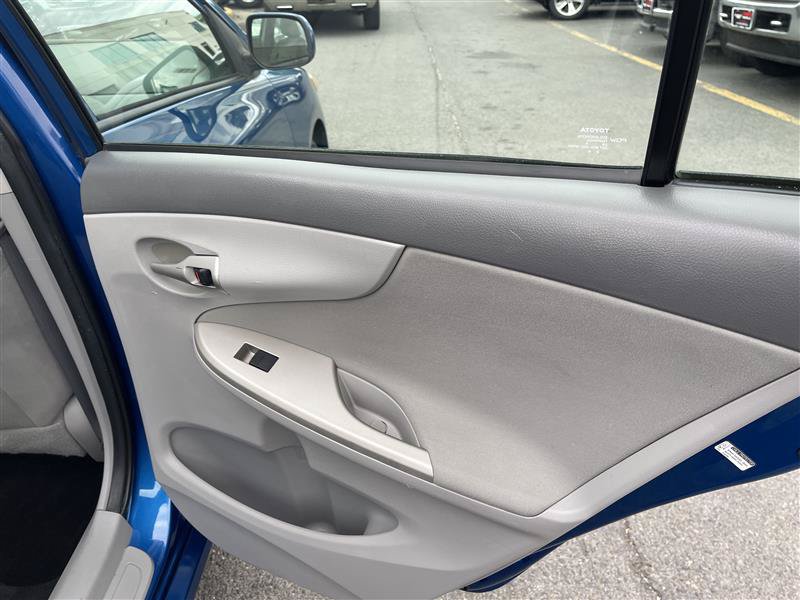 Used 2010 Toyota Corolla LE w/ All Weather Guard Pkg FWD image 38