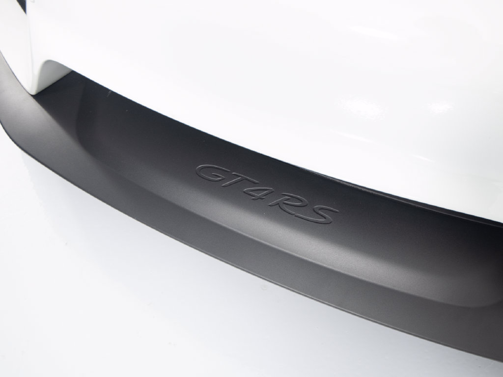 Certified 2025 Porsche 718 Cayman GT4 RS RWD image 40