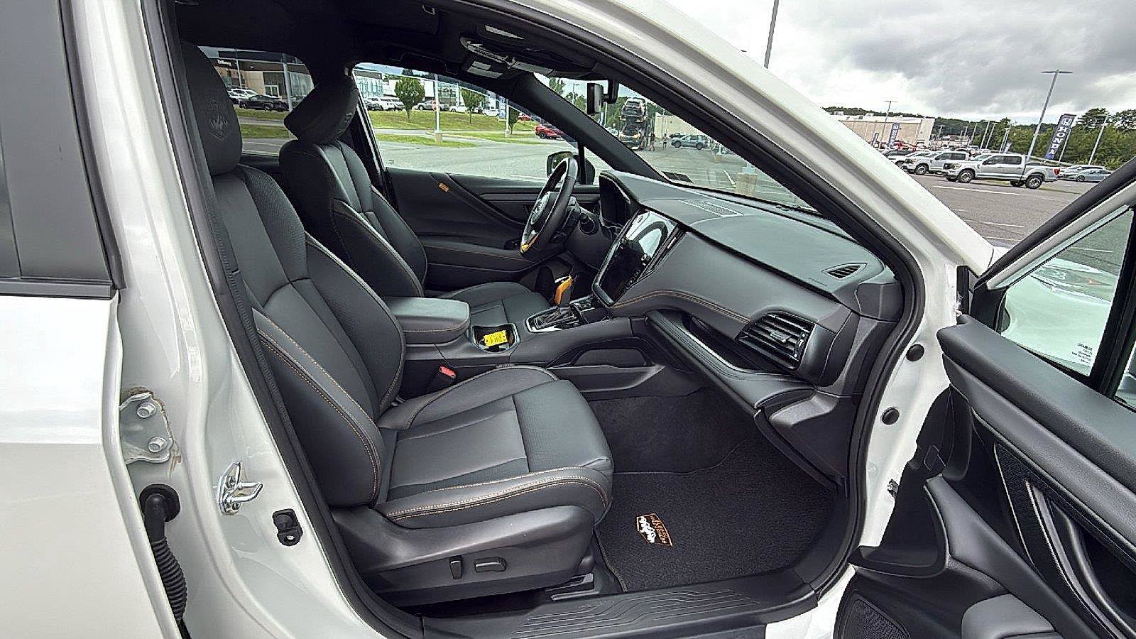 Used 2025 Subaru Outback Wilderness AWD/4WD image 18