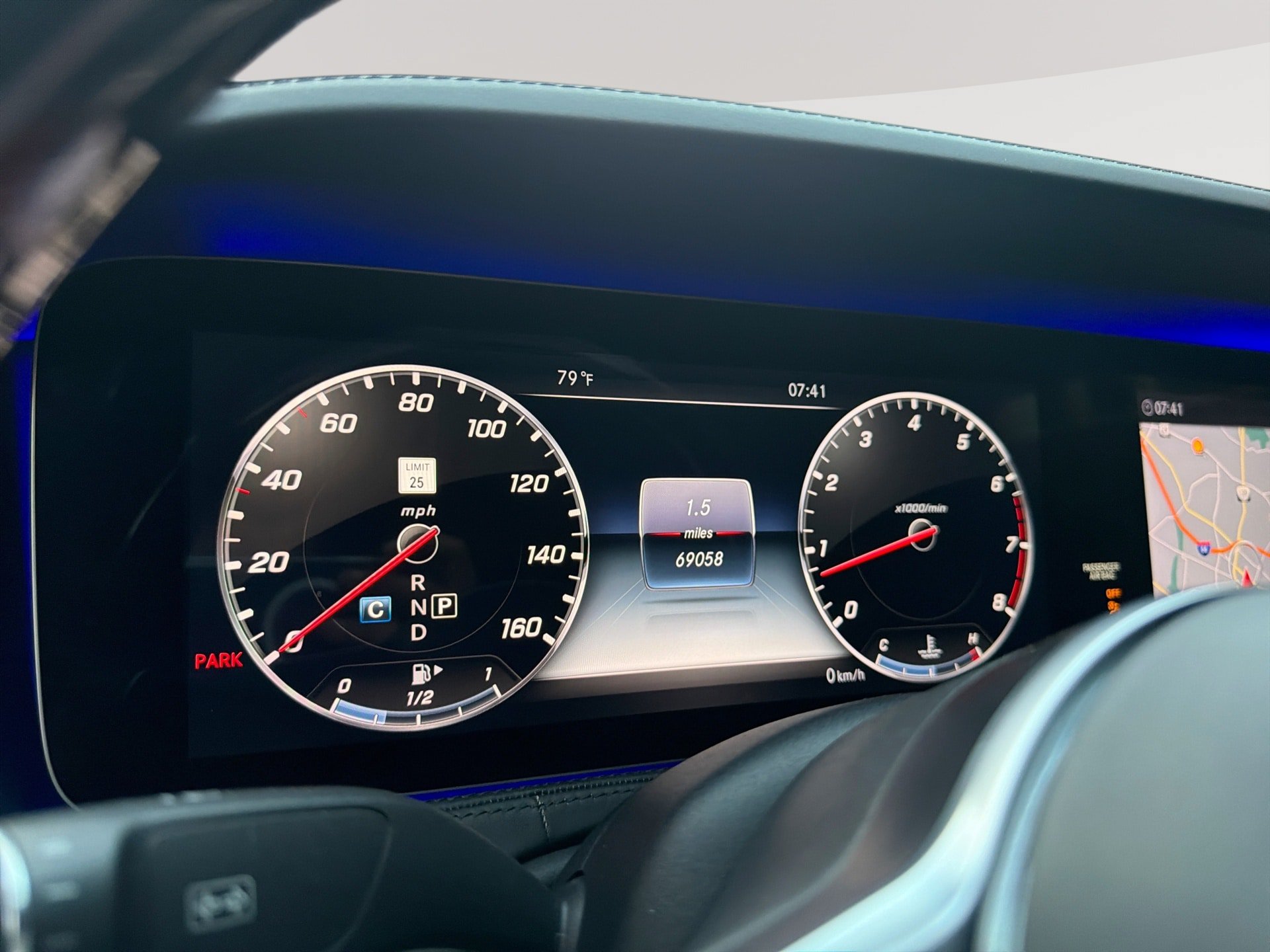 Used 2019 Mercedes-Benz S 560 Sedan image 10