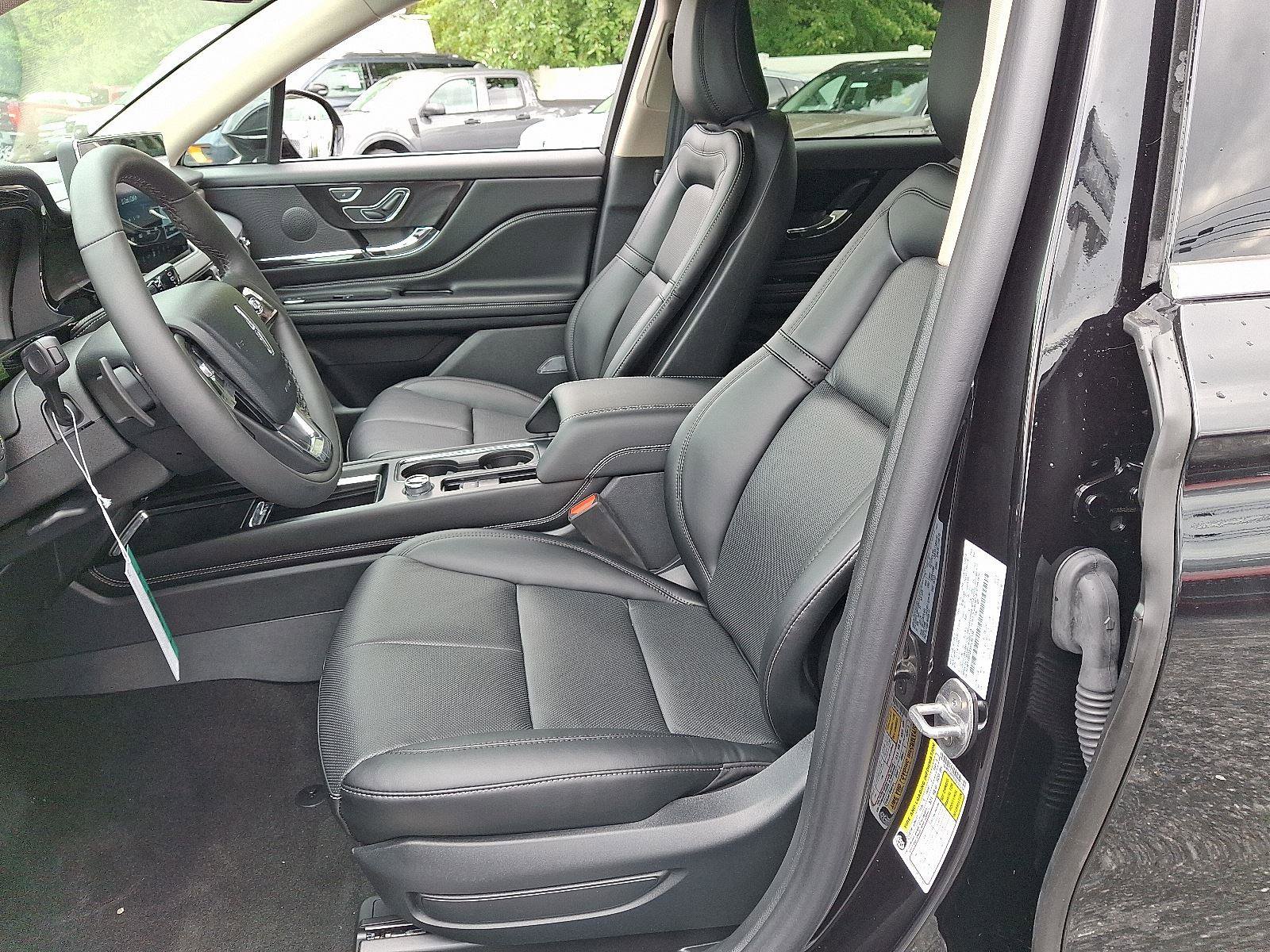 New 2025 Lincoln Corsair Grand Touring image 10