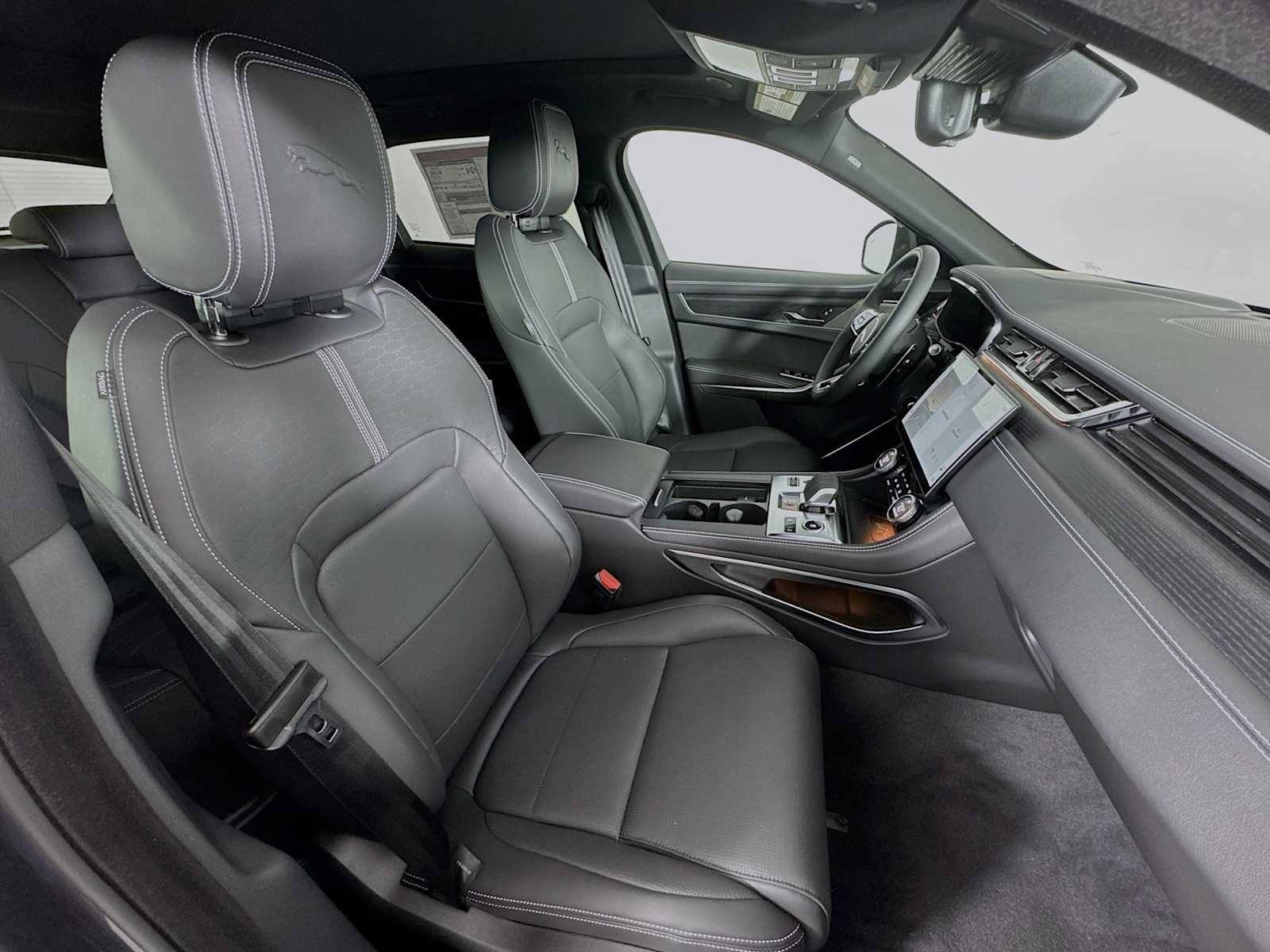 New 2026 Jaguar F-PACE R-Dynamic S image 25