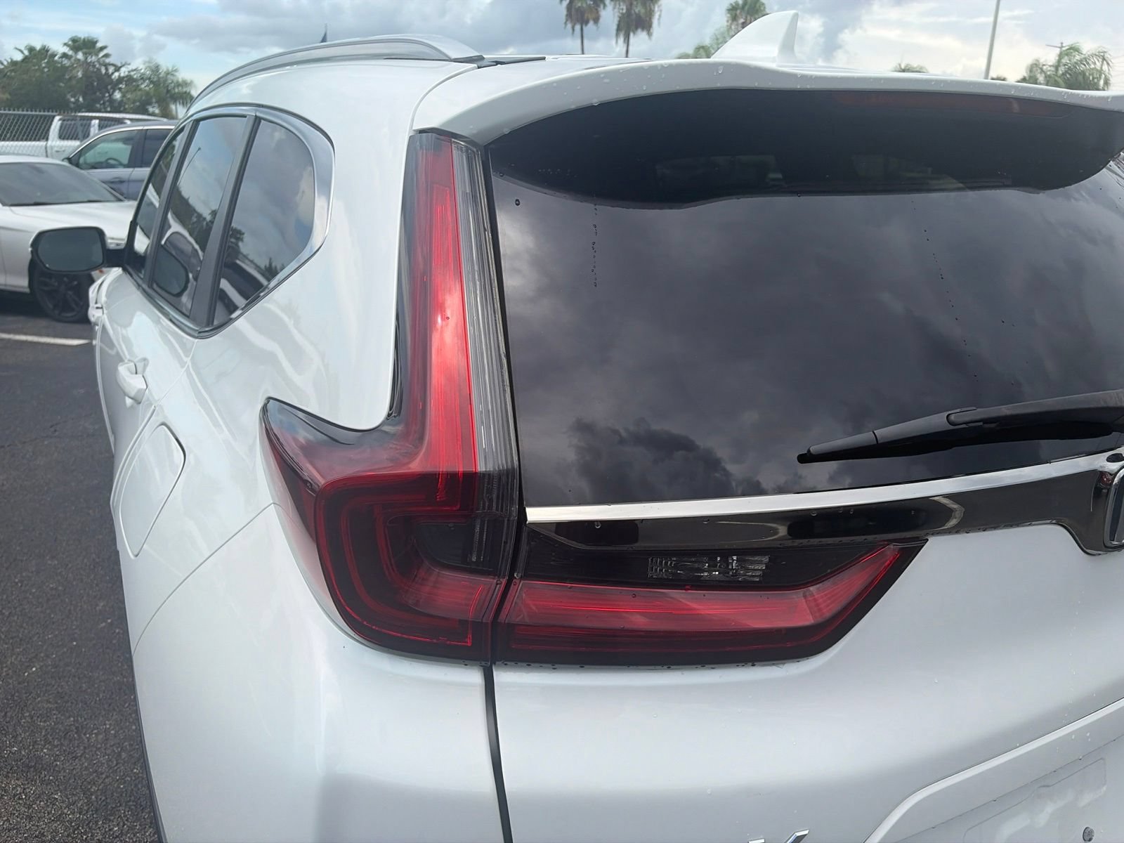 Used 2022 Honda CR-V Touring image 16