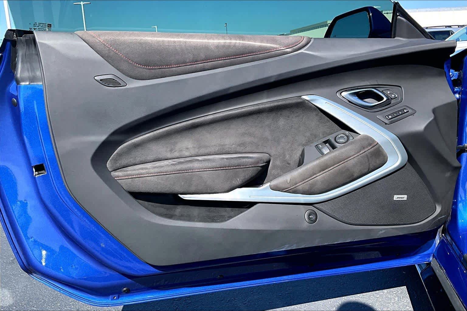 Used 2021 Chevrolet Camaro ZL1 RWD image 25
