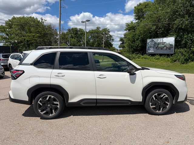 Used 2025 Subaru Forester Limited w/ Popular Package #2 AWD/4WD image 8