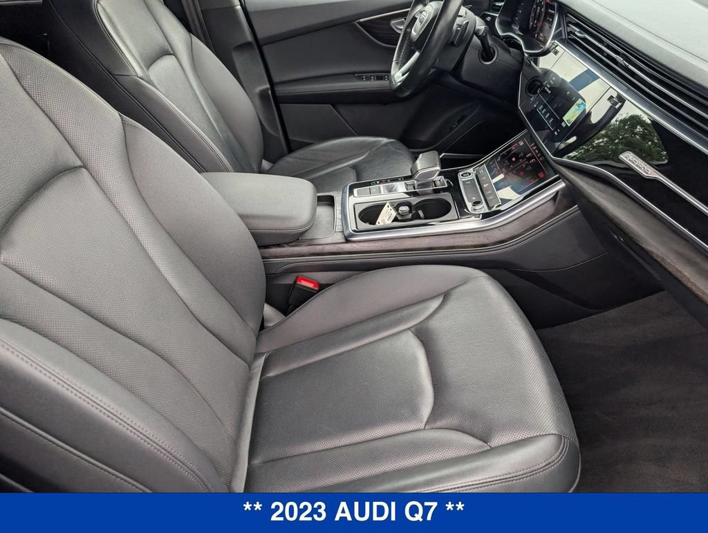 Used 2023 Audi Q7 2.0T Premium Plus w/ Premium Plus Package AWD/4WD image 29