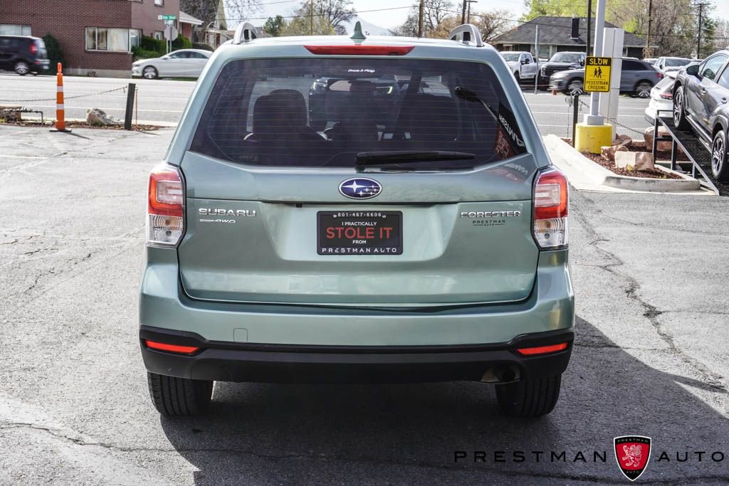 Used 2018 Subaru Forester 2.5i w/ Alloy Wheel Package image 12