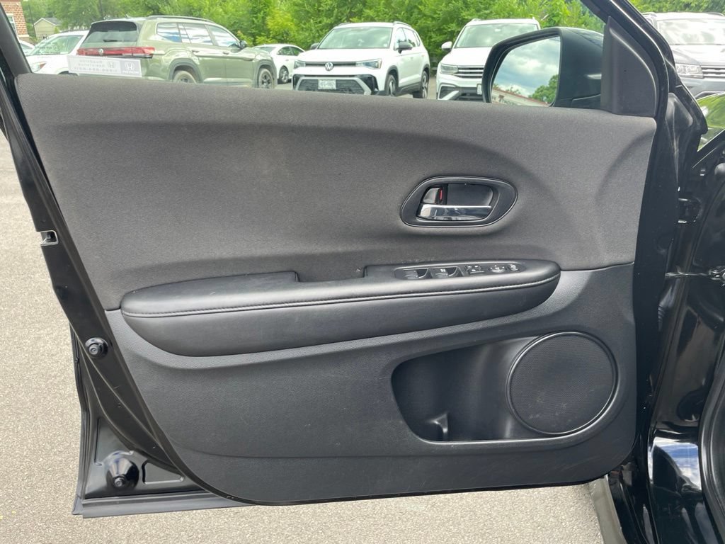 Used 2020 Honda HR-V Sport image 14