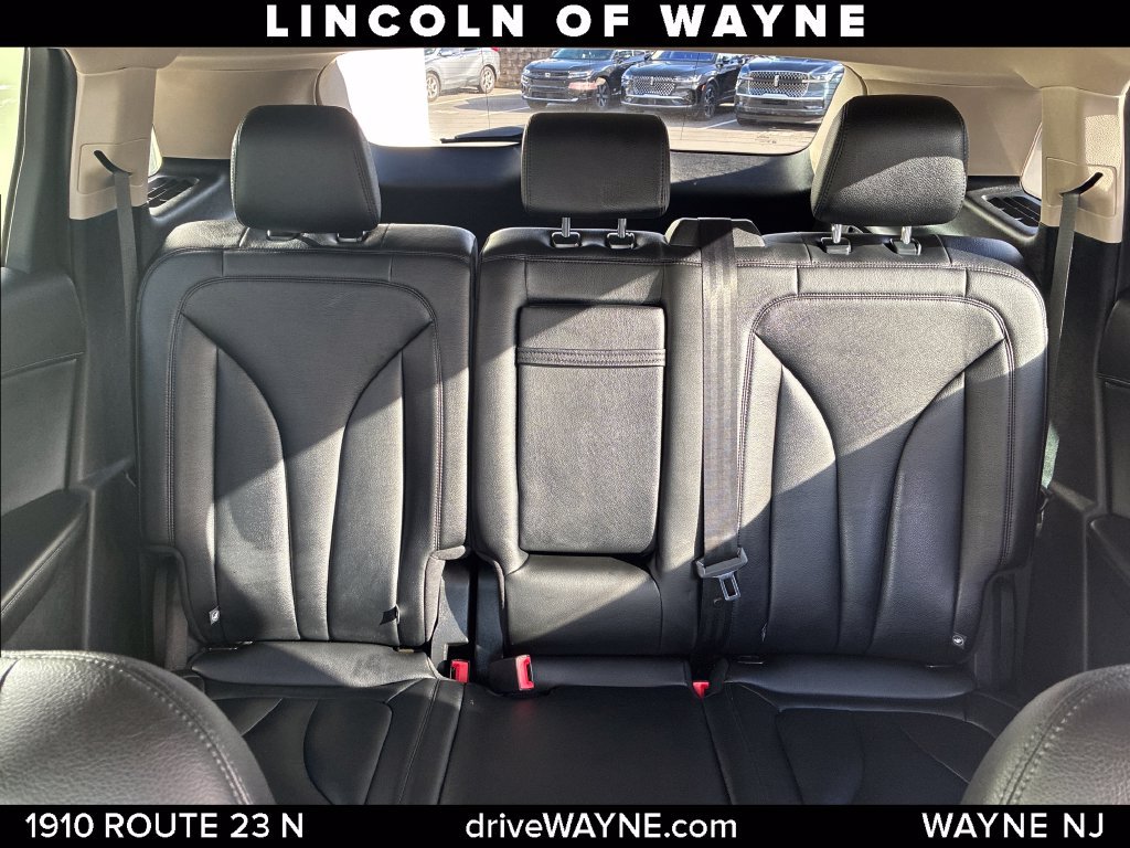 Certified 2023 Lincoln Nautilus AWD w/ Premium Package image 15