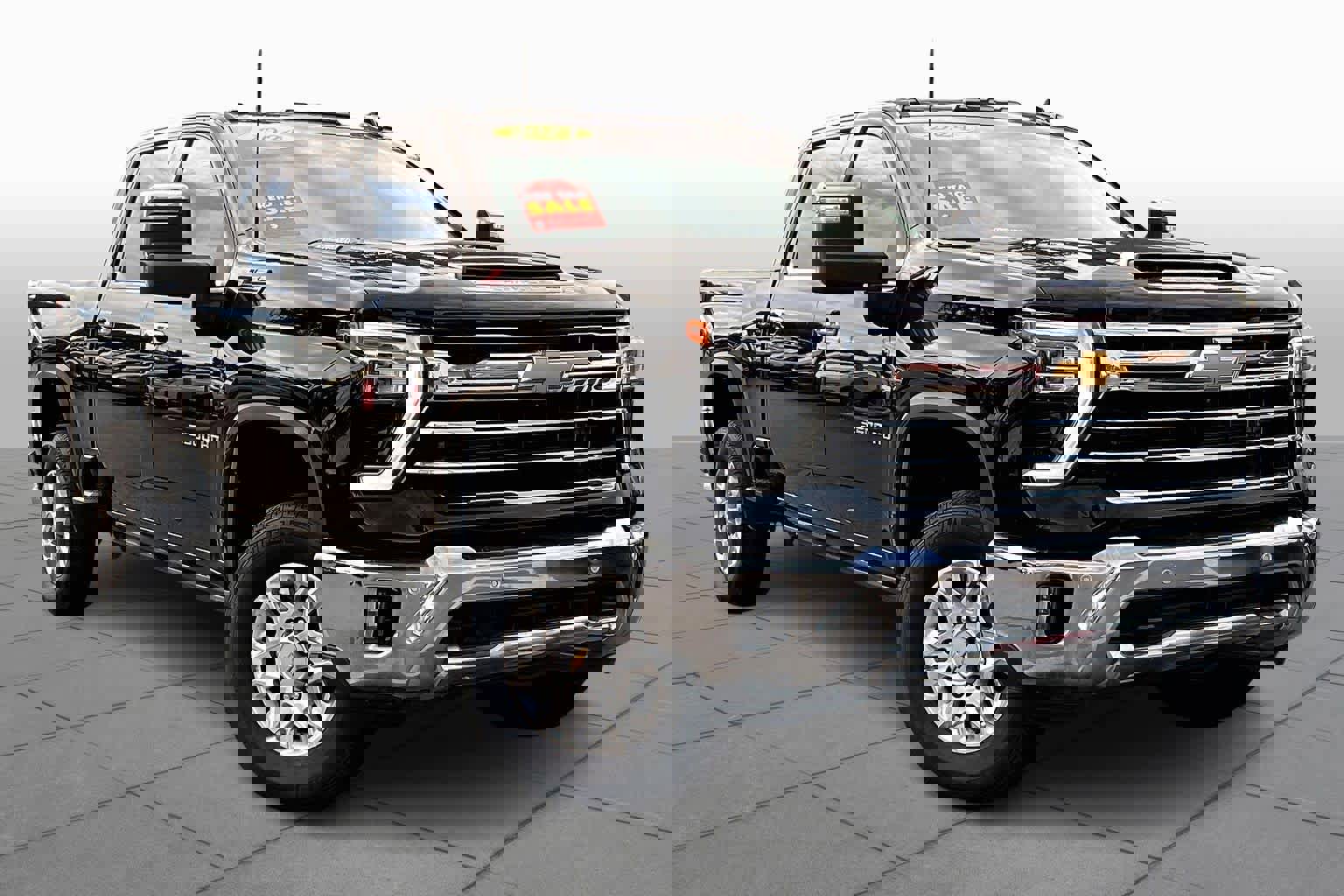 Used 2024 Chevrolet Silverado 3500 LTZ w/ LTZ Premium Package image 2