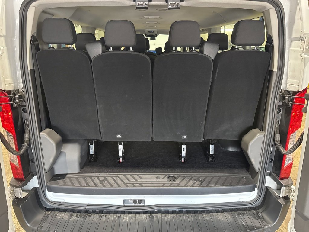Used 2024 Ford Transit 350 XLT image 9