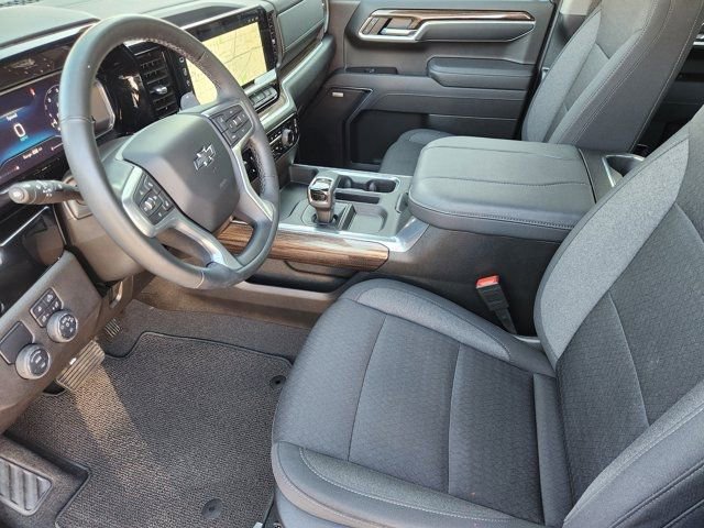 Used 2025 Chevrolet Silverado 1500 RST w/ Convenience Package II image 4