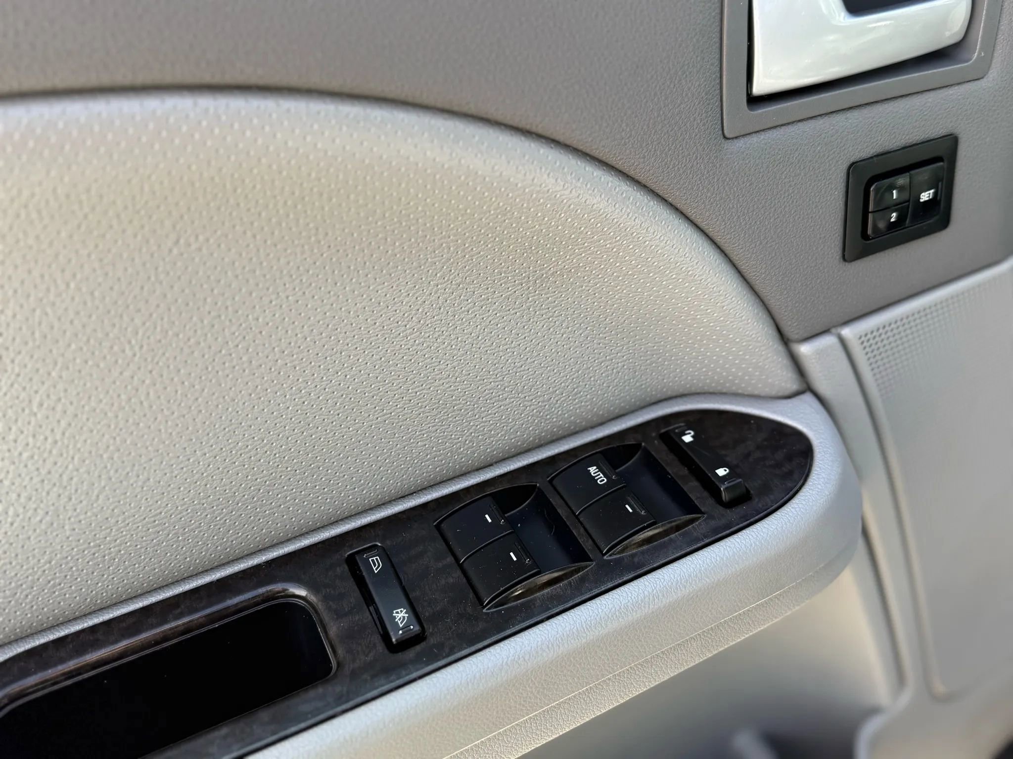 Used 2006 Mercury Montego Premier image 17