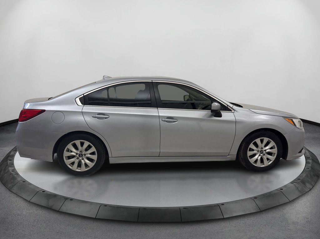 Used 2017 Subaru Legacy 2.5i Premium AWD/4WD image 4