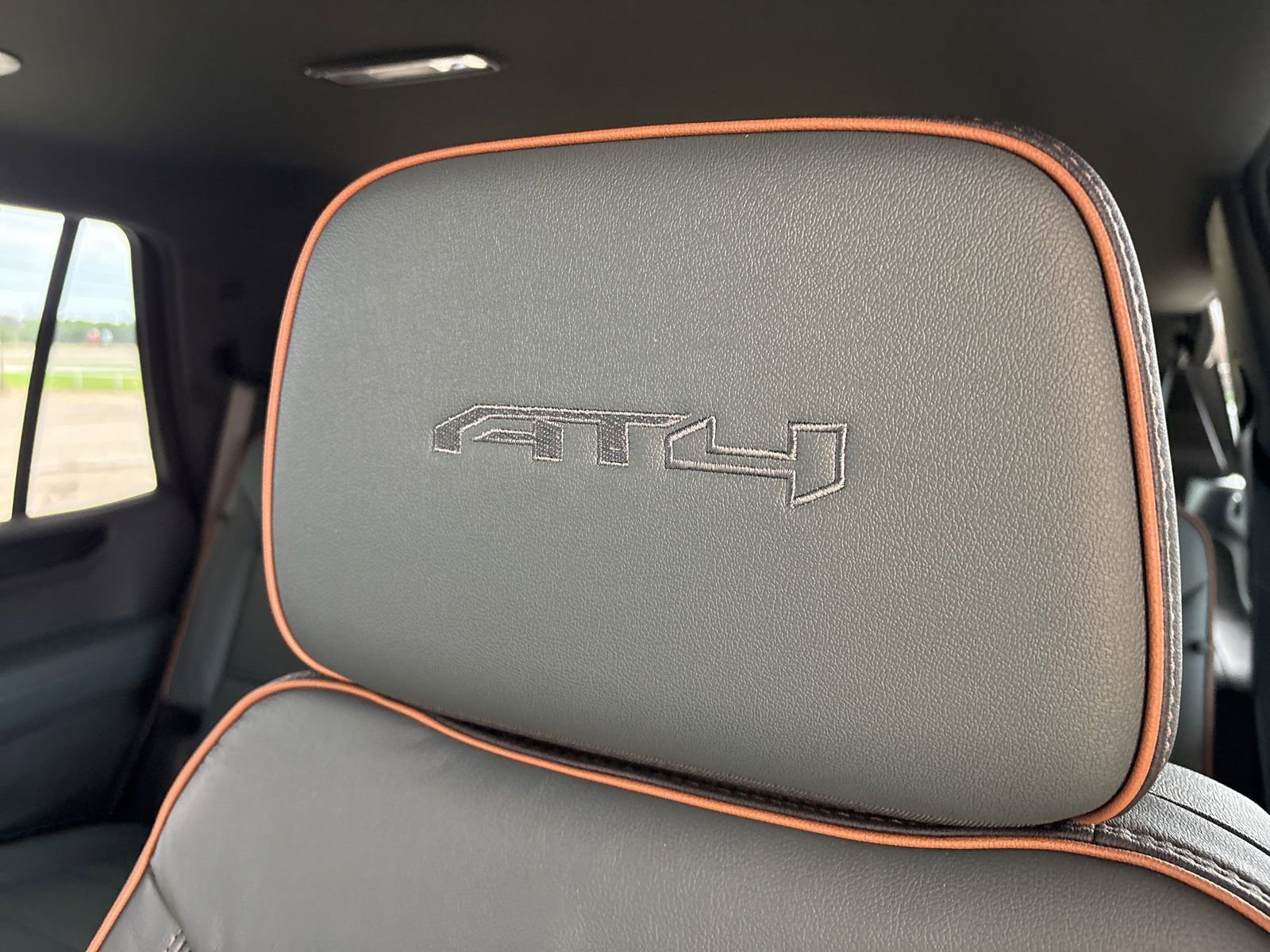 New 2026 GMC Yukon AT4 w/ LPO, Floor Liner Package image 17