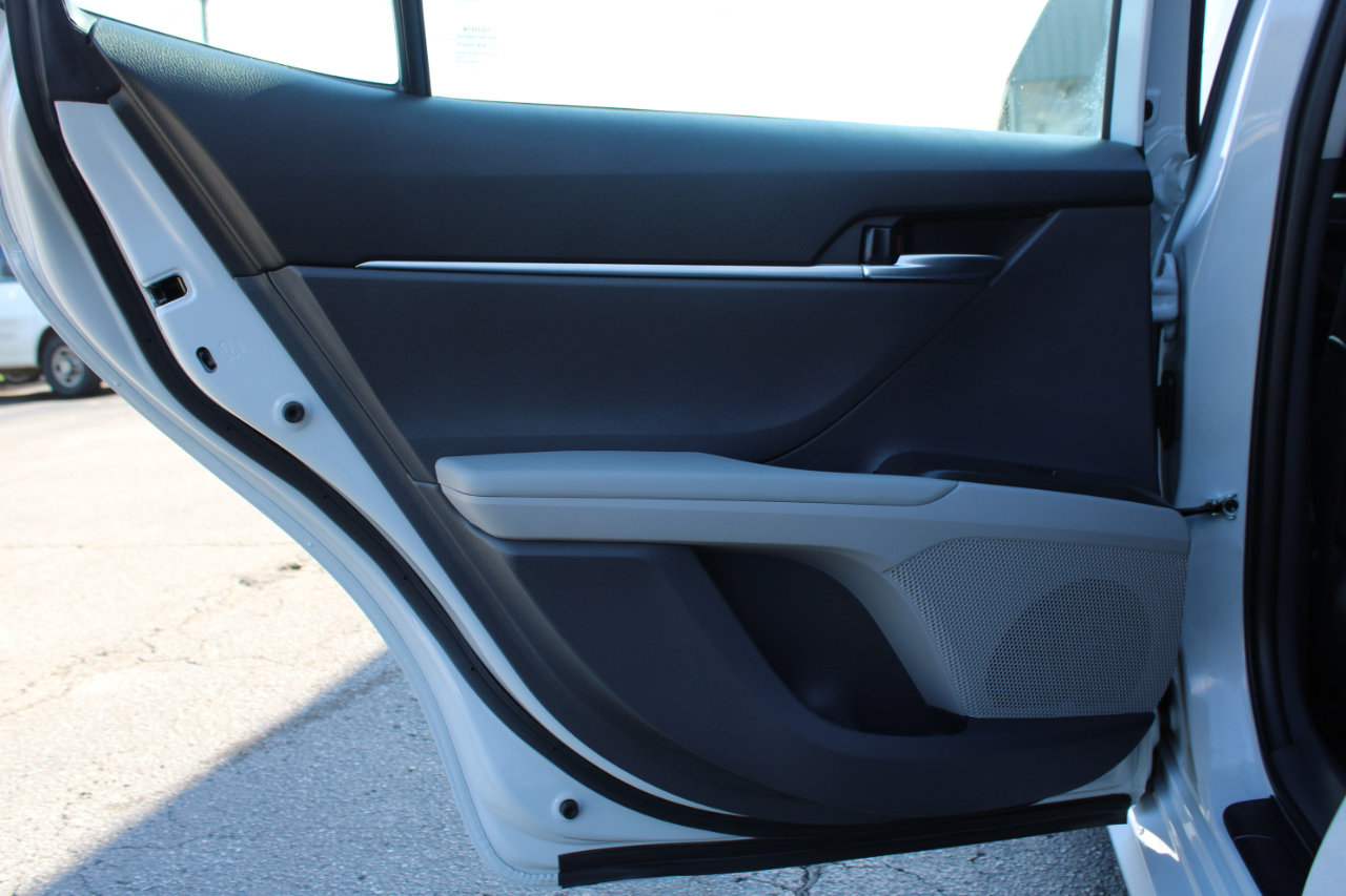 Used 2023 Toyota Camry LE image 33