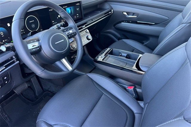 New 2025 Hyundai Tucson Limited image 10