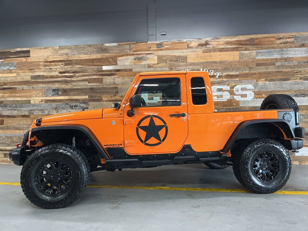 Used 2012 Jeep Wrangler Unlimited Sport AWD/4WD image 22