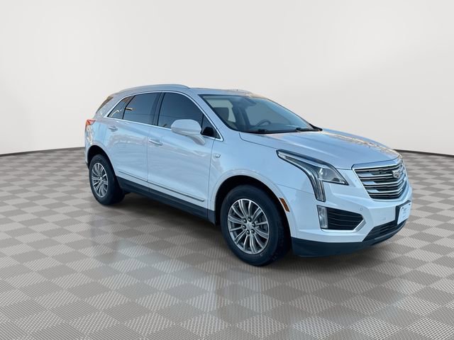Used 2017 Cadillac XT5 Luxury w/ LPO, Wheel Lock Package image 2