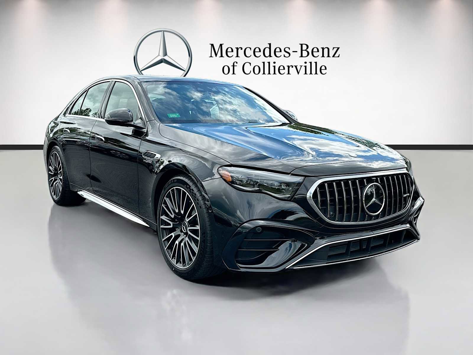 New 2026 Mercedes-Benz E 53 AMG e 4MATIC Sedan image 3