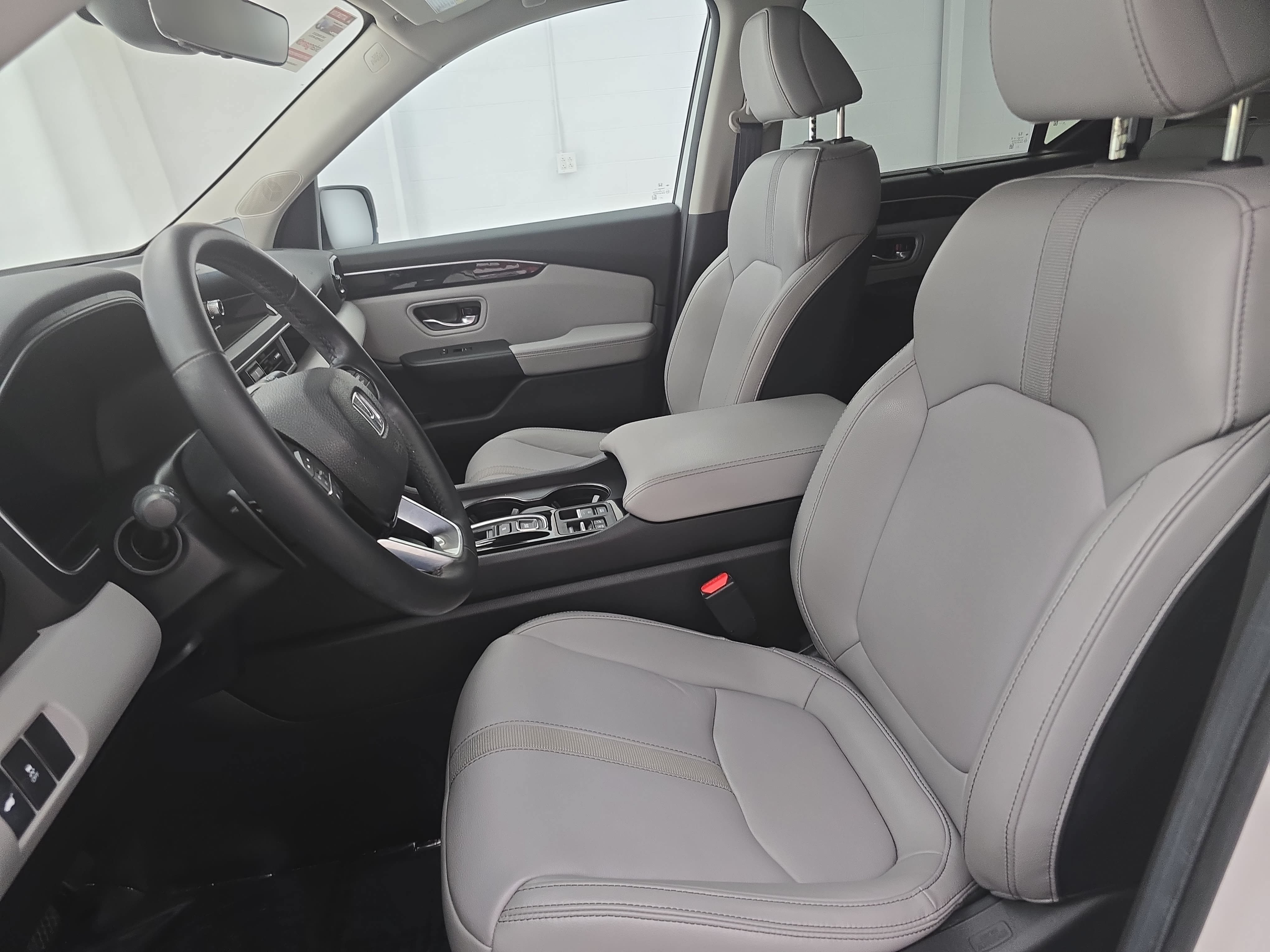 Certified 2024 Honda Pilot EX-L image 16