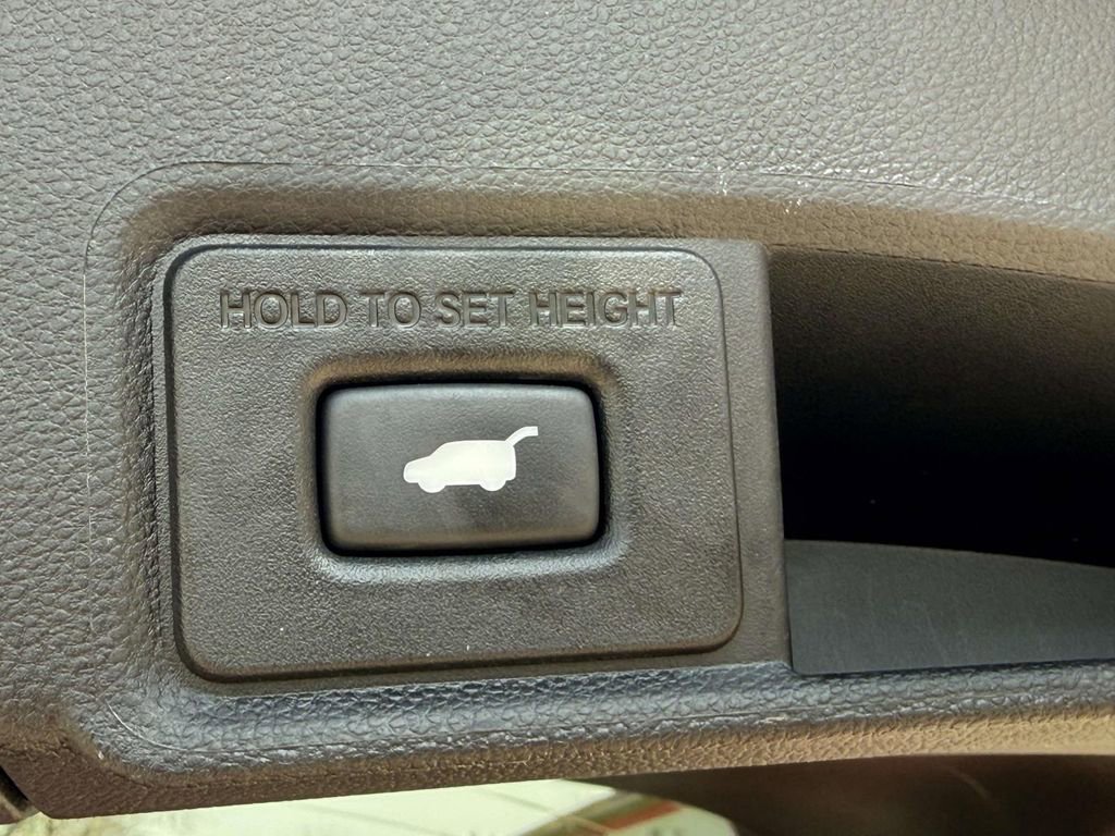 Certified 2024 Acura RDX SH-AWD w/ Advance Package image 9